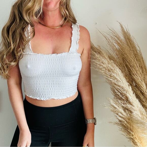 HOLLISTER Bright White Smocked Ruffle Lettuce Tank Tube Crop Top Shirt Blouse XS - Picture 1 of 14
